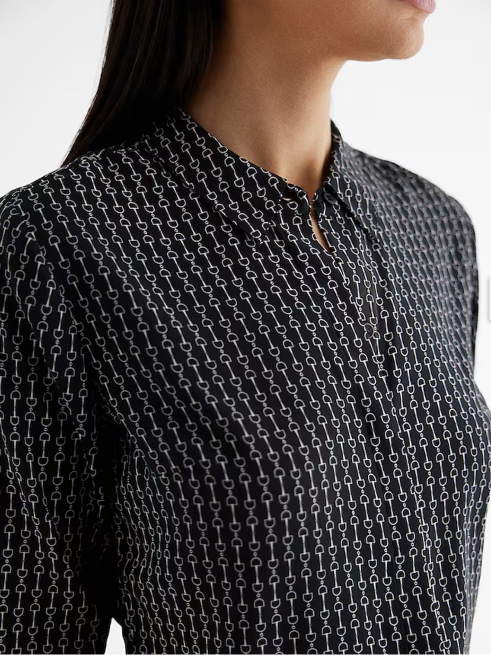 Express Portofino Black and White Horsebit Printed Blouse
